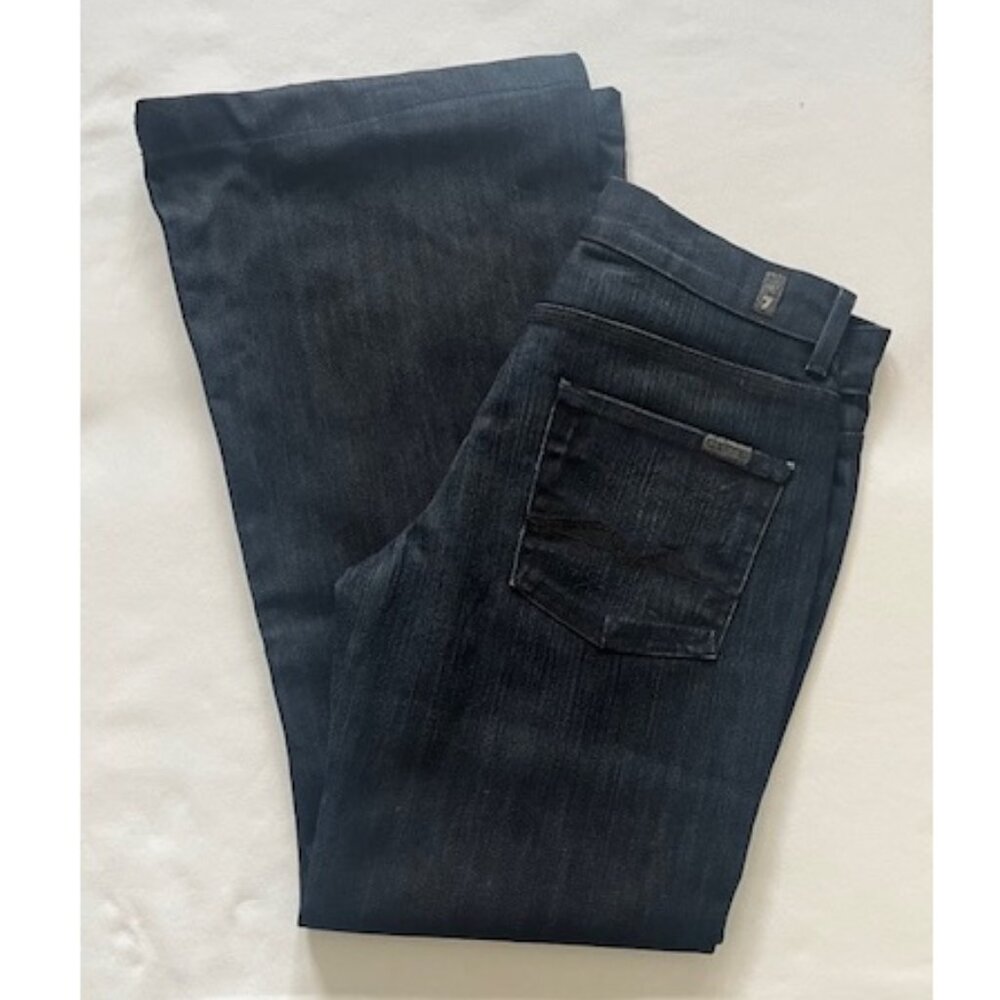 7 For All Mankind “Ginger” Flare Jeans (shortened) EUC - Picture 6 of 9